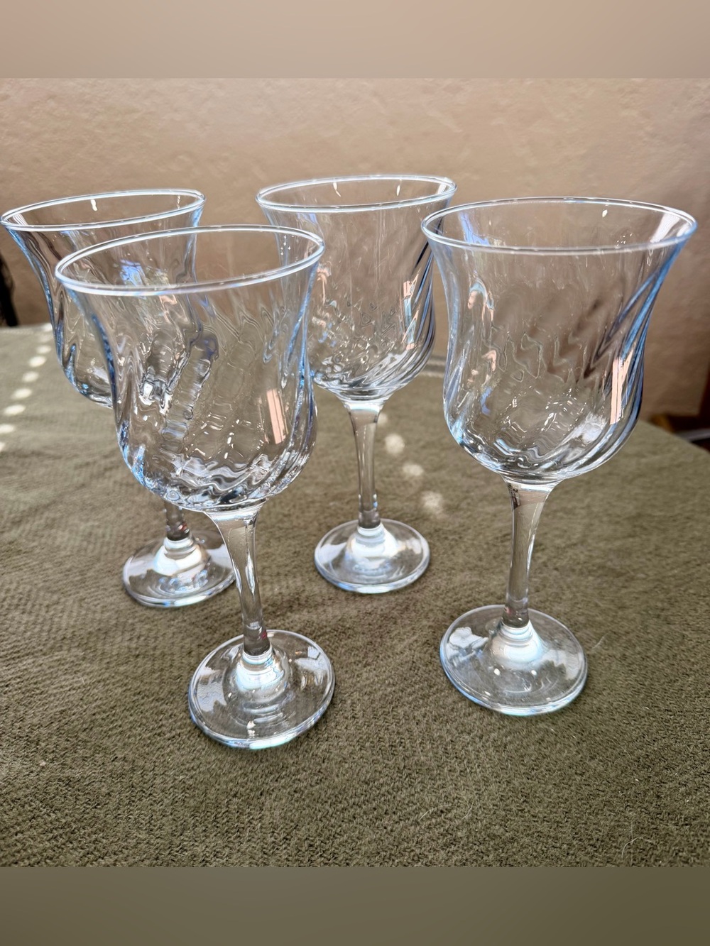 Vintage Clear Glass Optic Swirl Wine Goblets - Set of 4